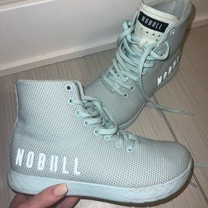 NOBULL Womens high-top trainers size 7.5